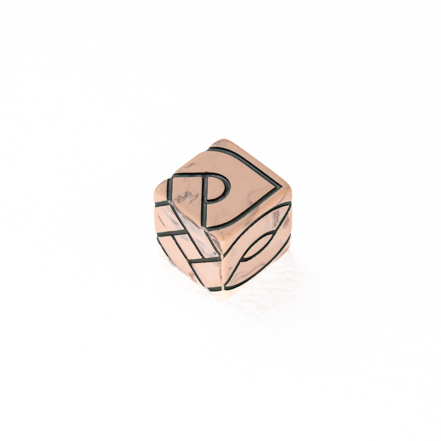 9 Crossed Knot Dice (Red or Sand)